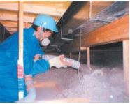 天井の断熱改修(吹込)