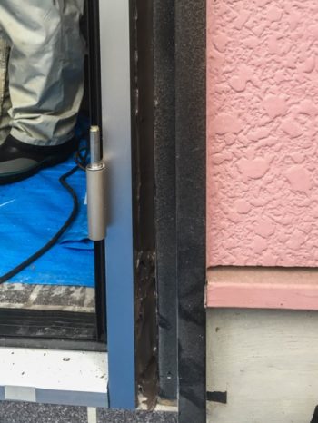ドアリモ新設枠の丁番