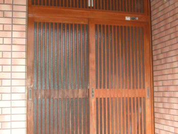 横浜市金沢区 U様邸 玄関引戸からドアへのリフォーム