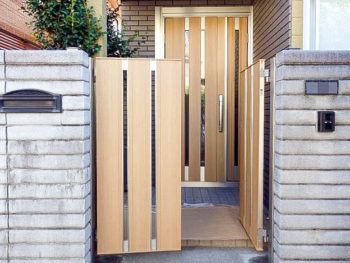 玄関とお揃い ルシアス門扉